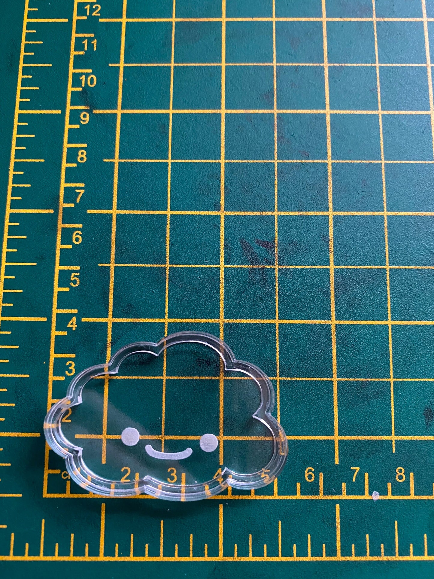 Small Happy Cloud Shaker Silicone Mould