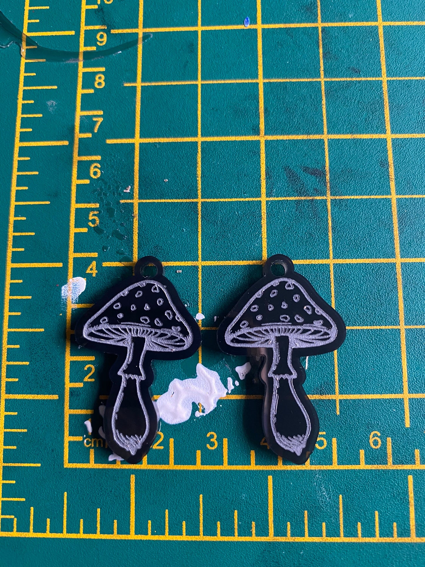 1.5” Pointed Mushroom Earrings Silicone Mould