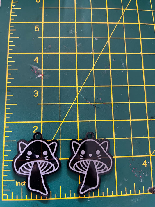 1.5” Cat Mushie Earrings Silicone Mould