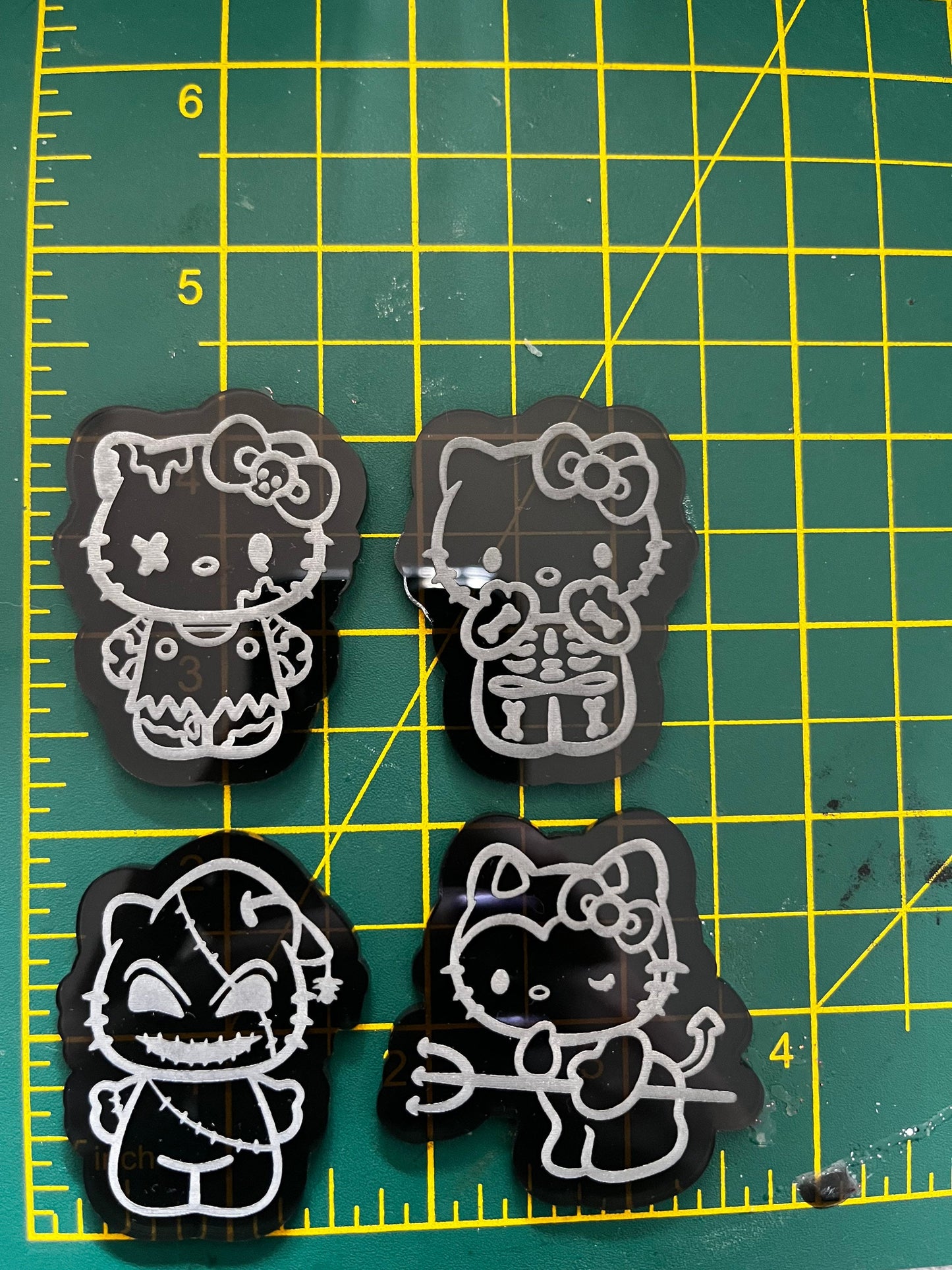 2” Spooky Kitty Palette Silicone Mould