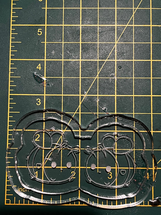 1.5” Chonky Bee Earrings Silicone Mould