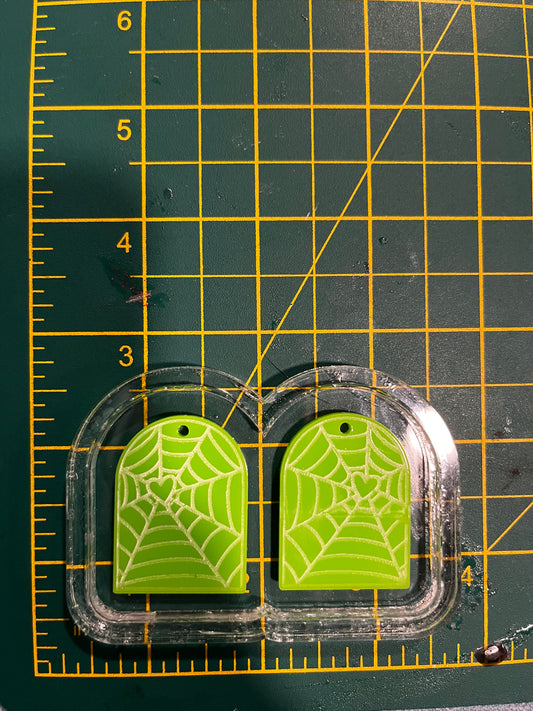 1.5” Heart Web Arch Earrings Silicone Mould