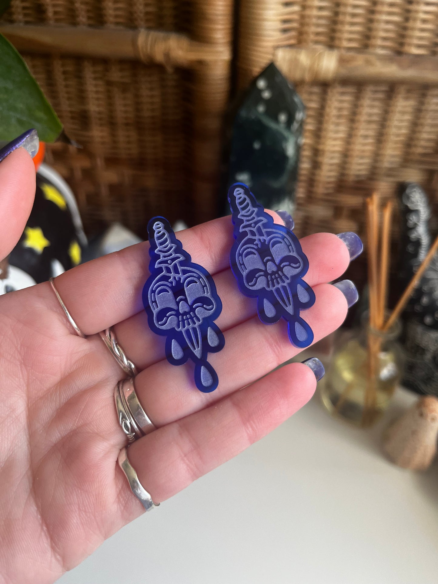 2" Skull Daggers Acrylic Blanks