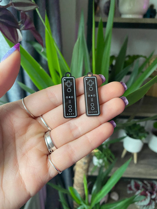 1.5” Game Remote Earrings Silicone Mould