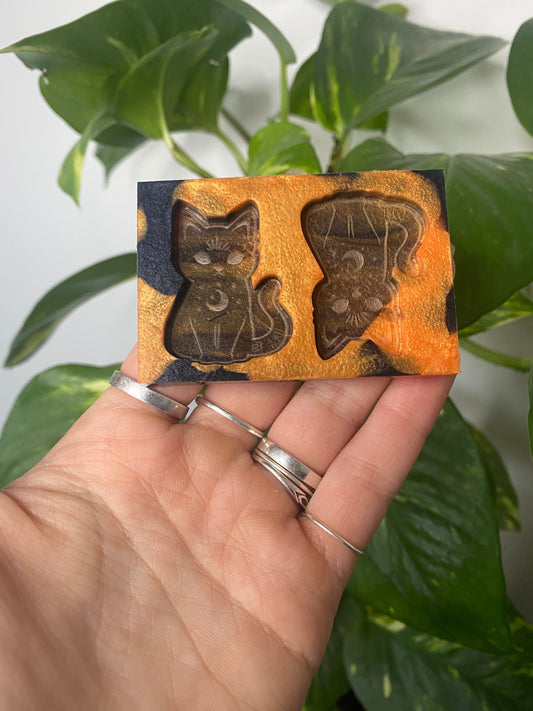 1.5” Lunar Cats Silicone Mould