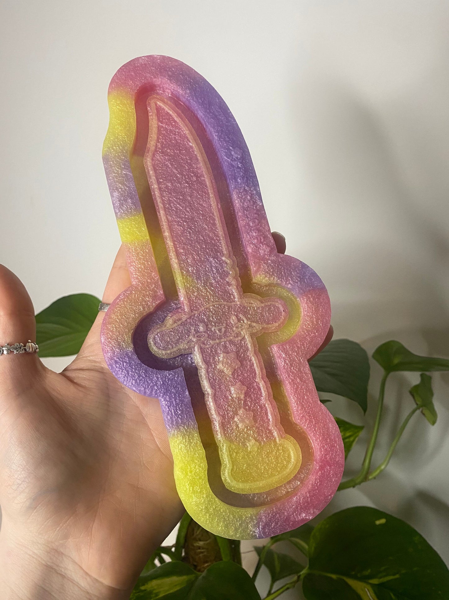 8” Dagger Shaker 2 Silicone Mould