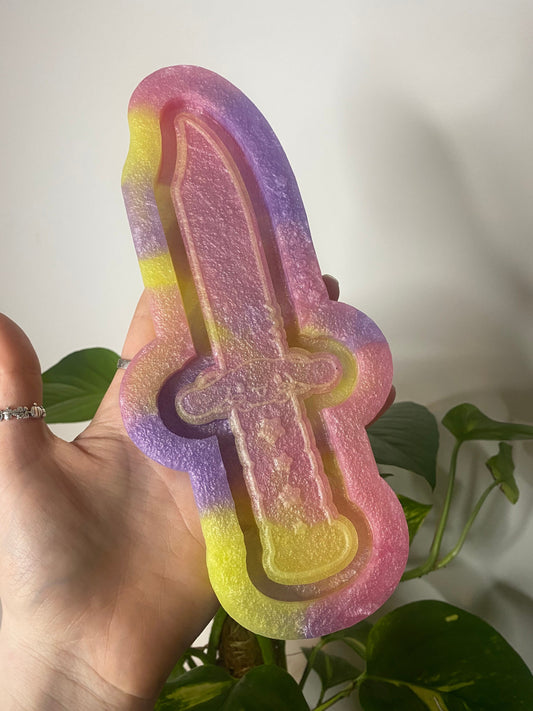 8” Dagger Shaker 2 Silicone Mould