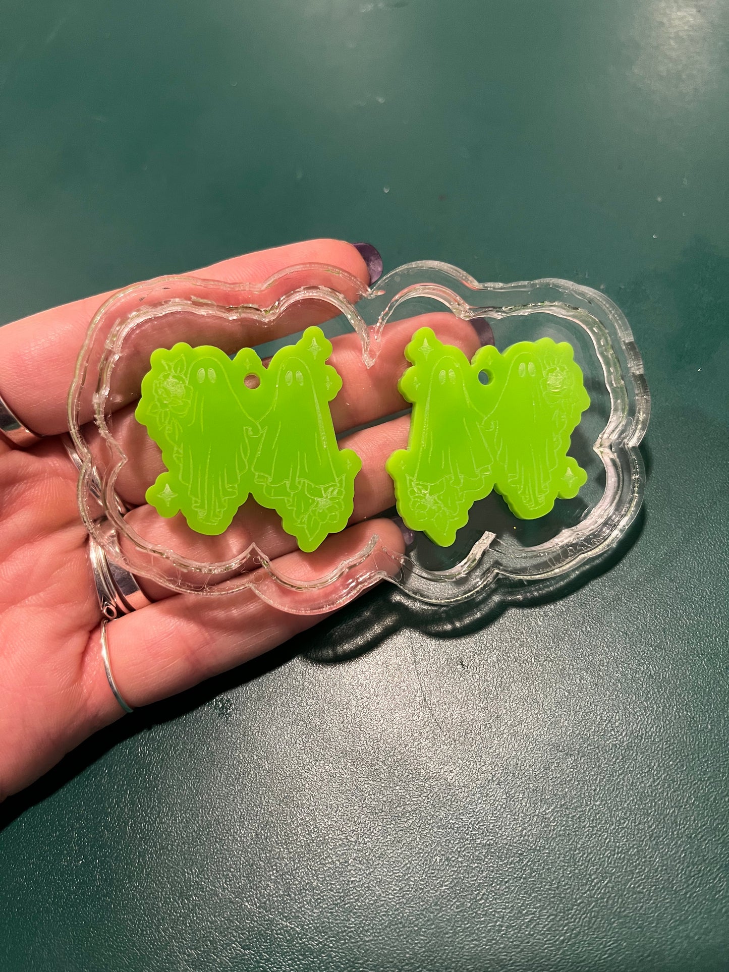 1.5” Ghost Lovers Earrings Silicone Mould