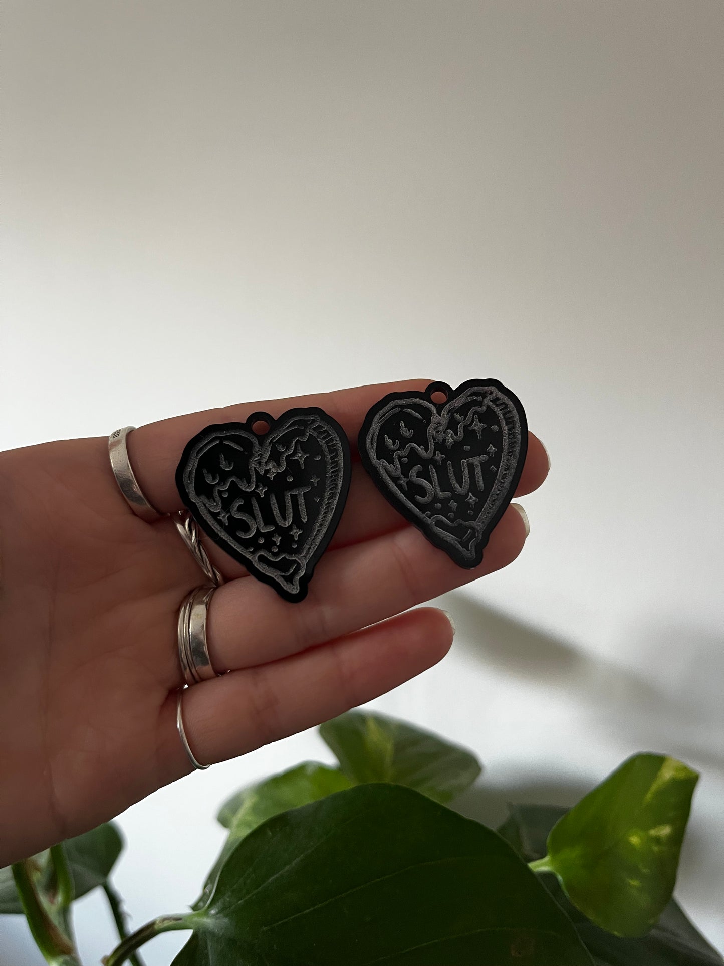 1.5” Slut Heart Earrings Silicone Mould