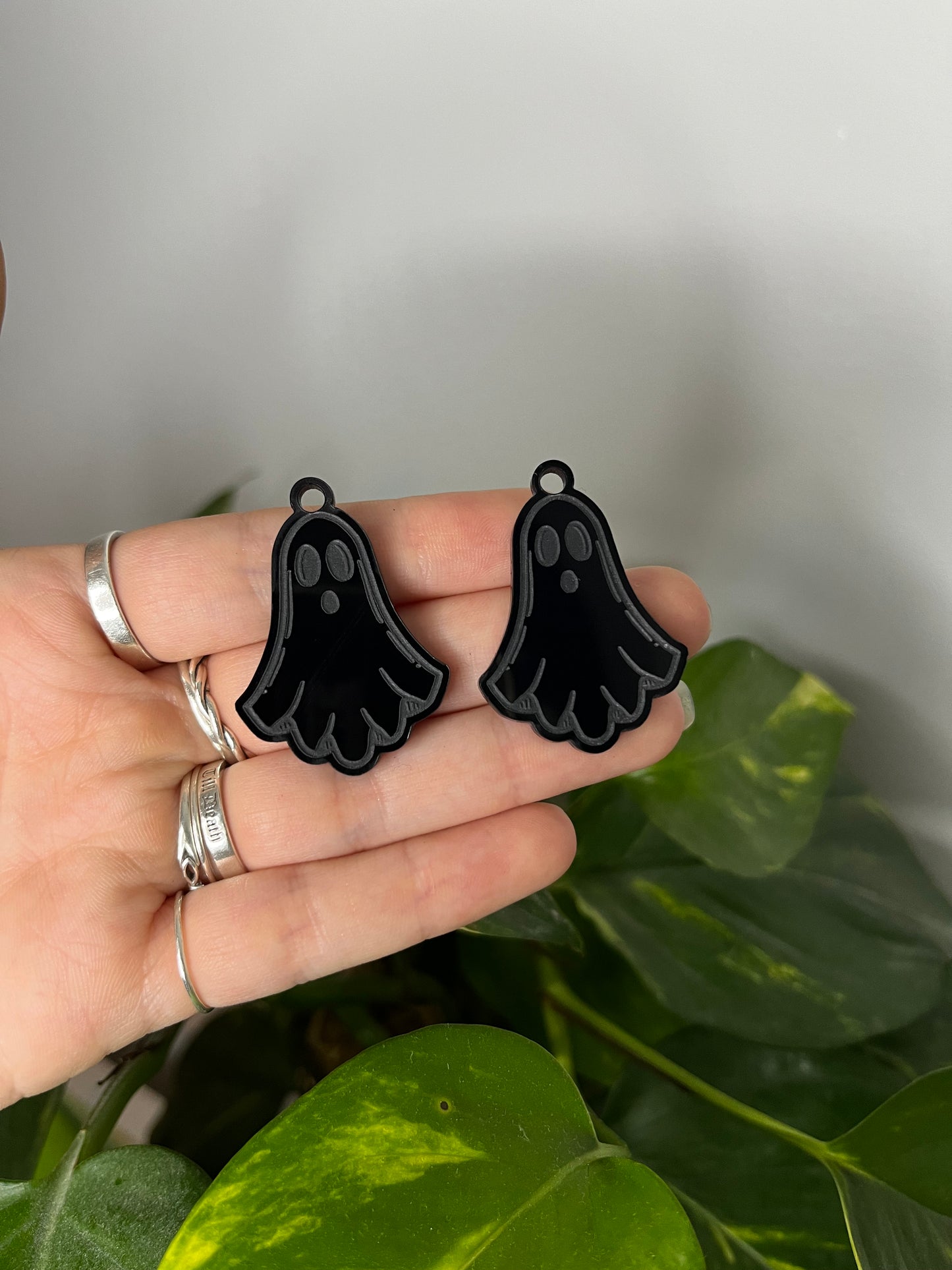 1.5” Shocked Ghost Earrings Silicone Mould