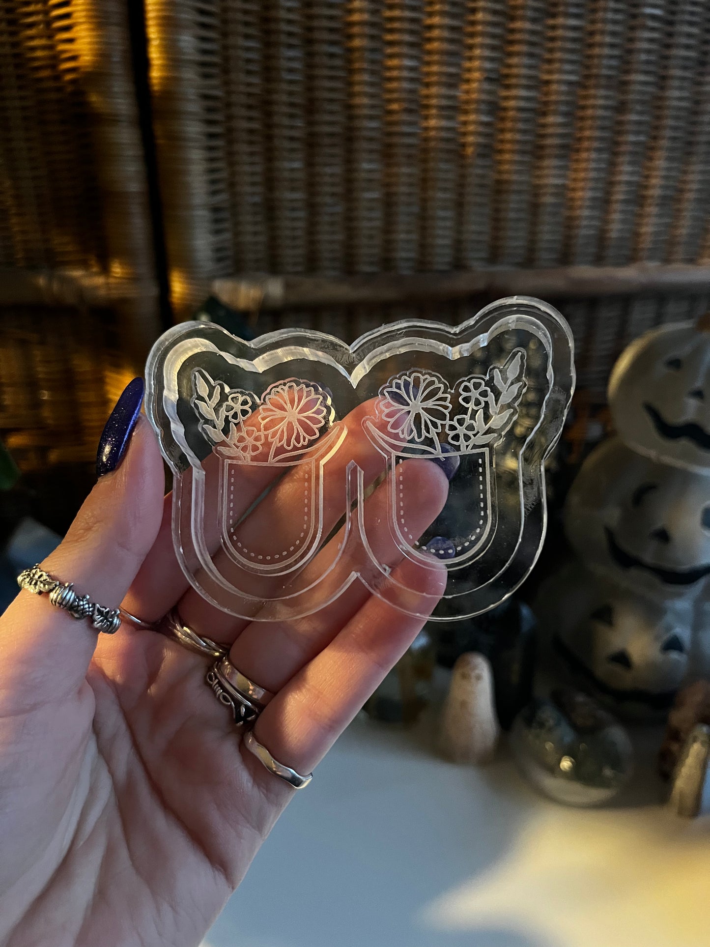 1.9" Floral Pockets Acrylic Blank