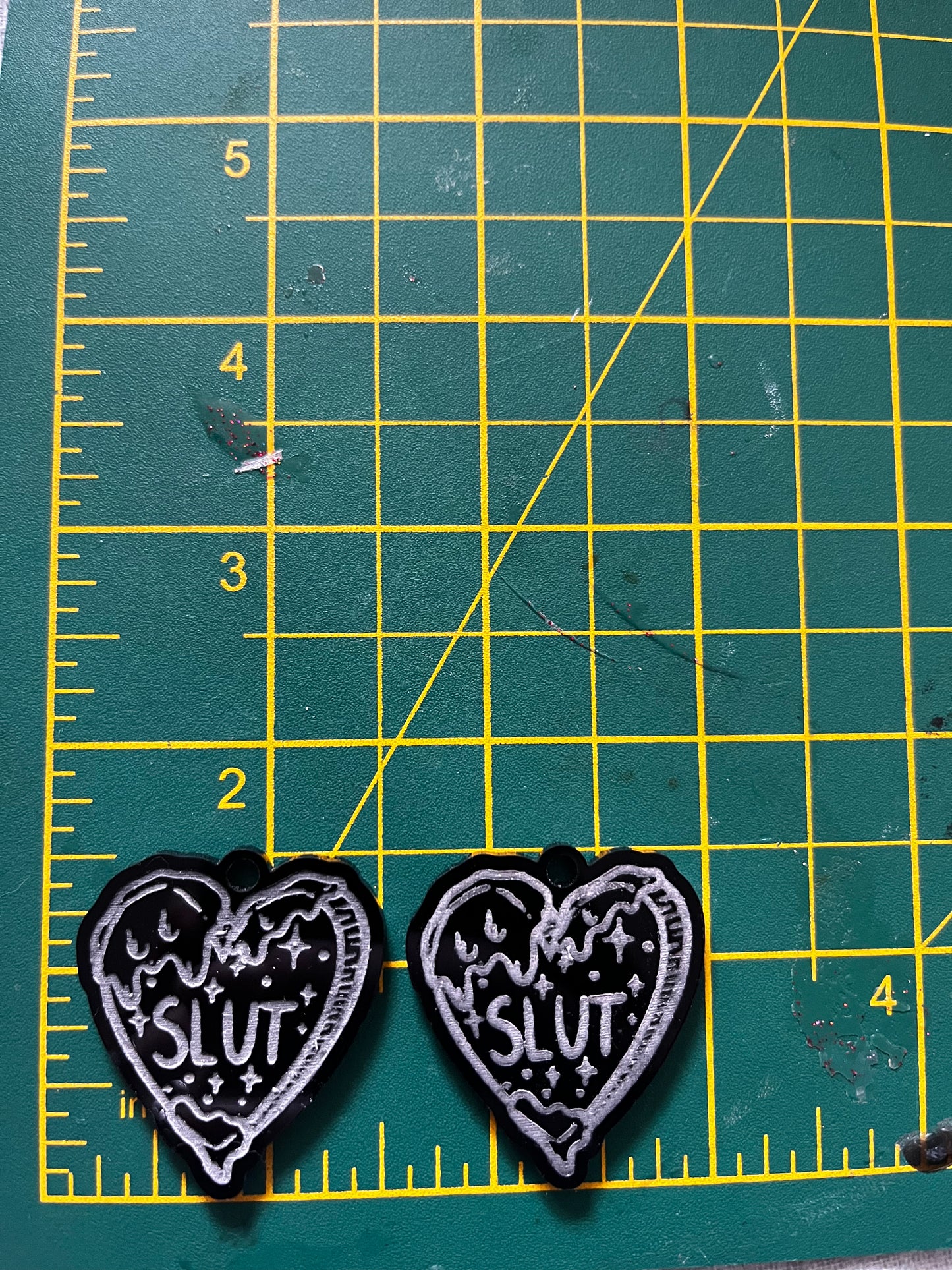 1.5” Slut Heart Earrings Silicone Mould