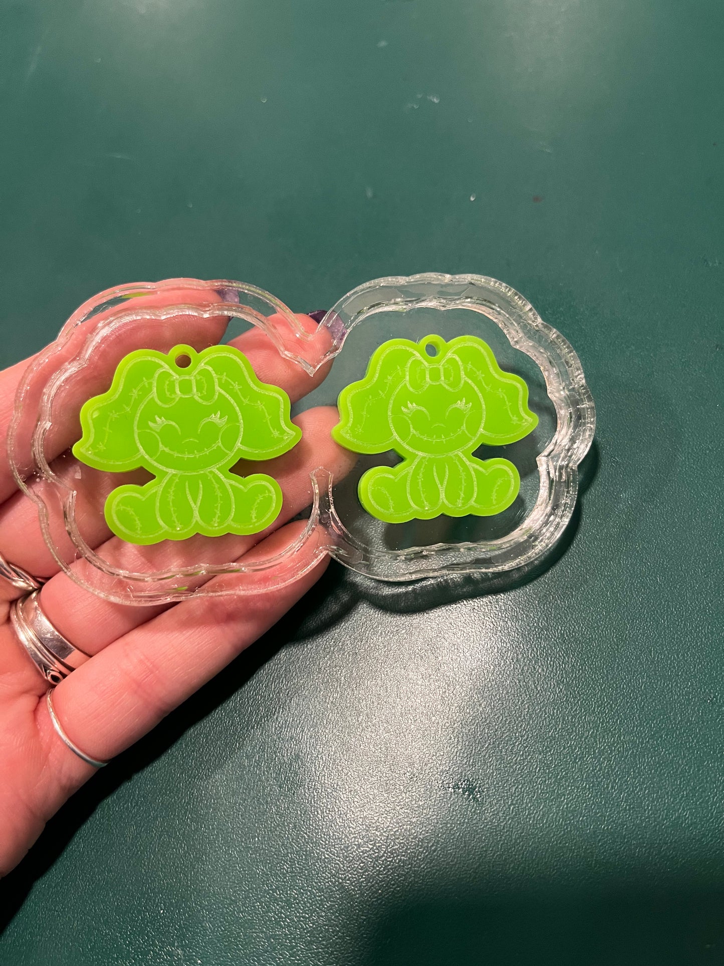 1.5” Boogeygirl Earrings Silicone Mould